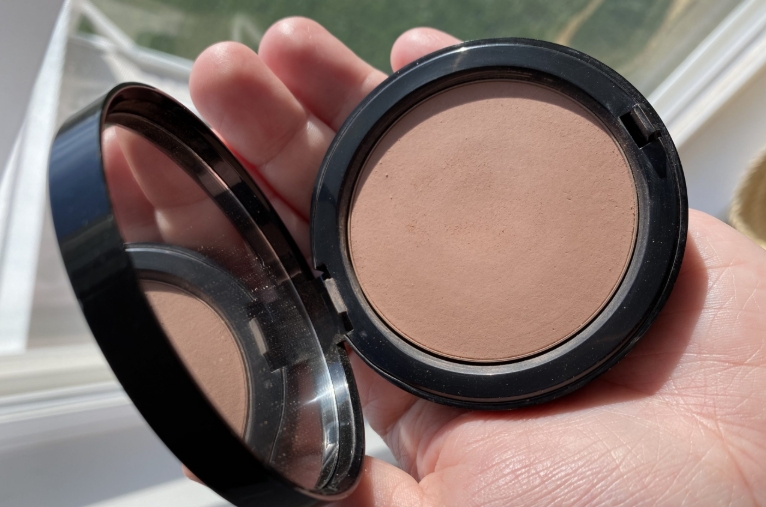 bobbi brown bronzer medium 2