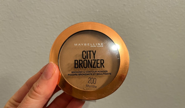 non orange bronzer