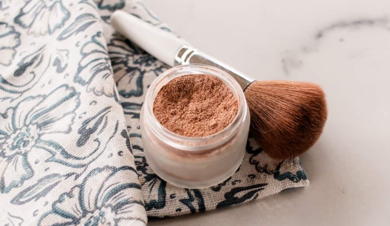 best non toxic bronzer