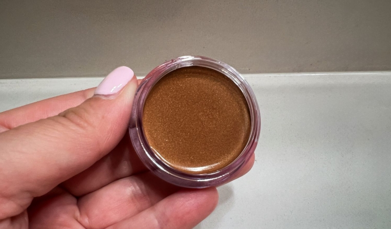 luminous putty bronzer