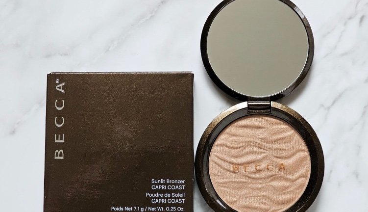 becca sunlit bronzer