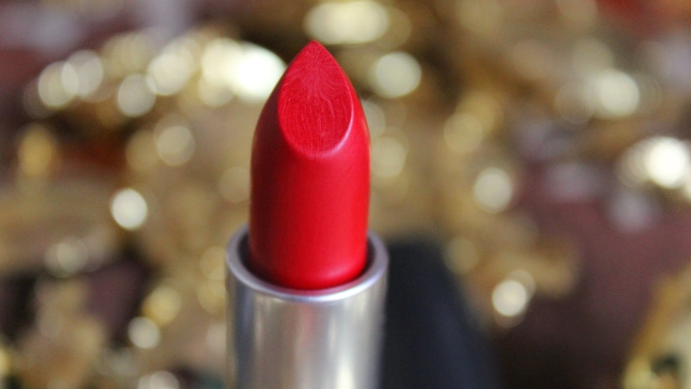 mac ruby woo lipstick