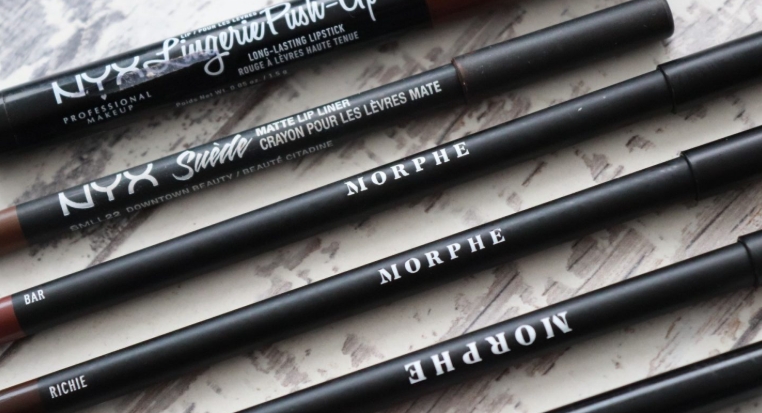 long lasting lip liner