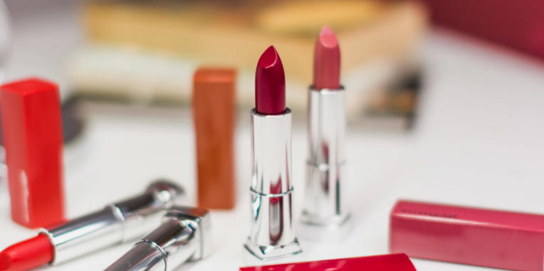 maybelline lipstick shades