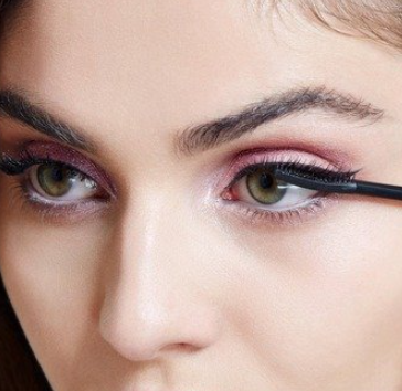 Mascara Tips for Beginners